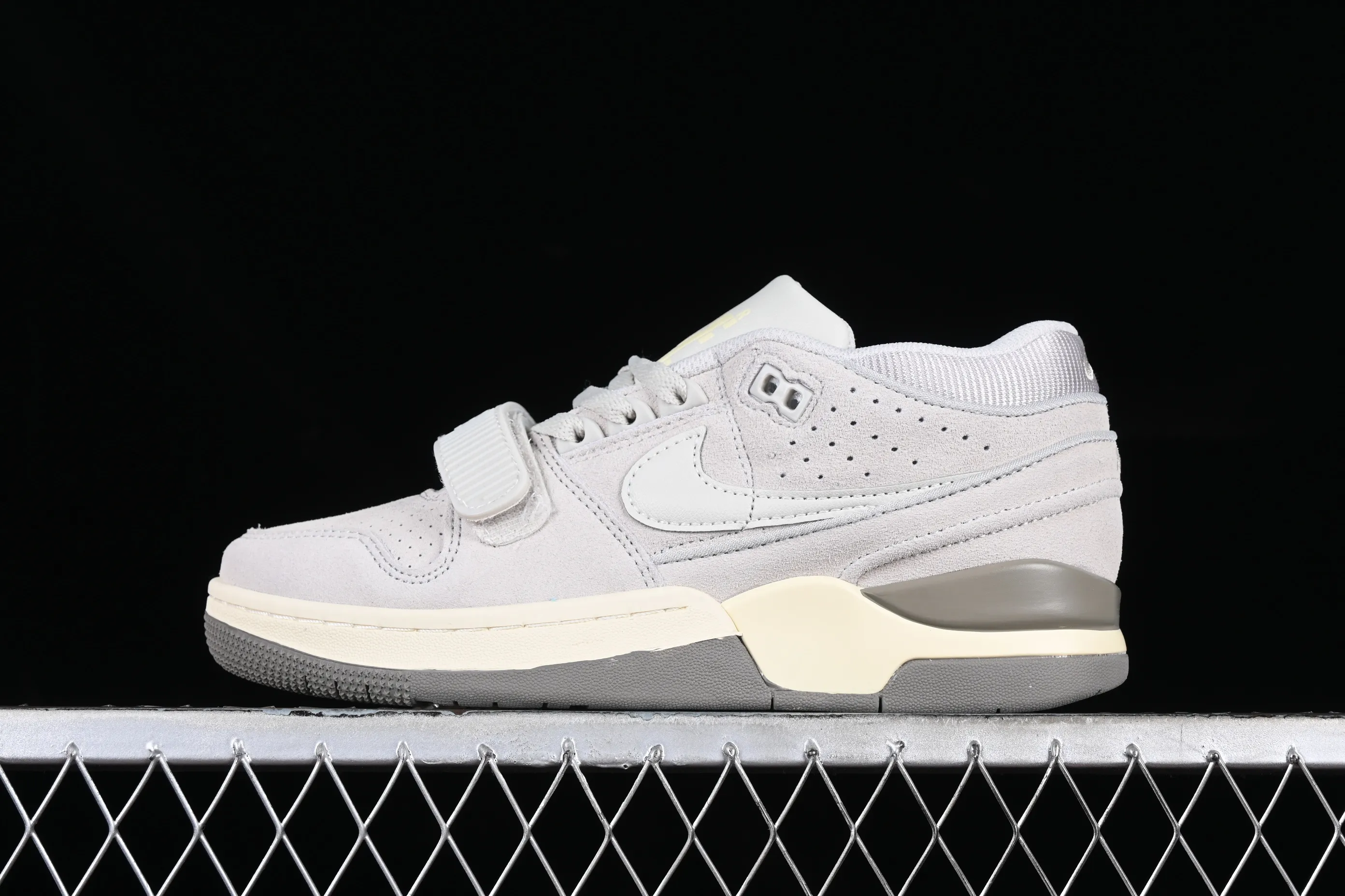 All Categories Nk SB Dunk Series Nk Air Alpha Force 88 Campus Shoes Nk Air Alpha Force 88 SP First Layer Nike Mid-top Casual Running Shoes FN6594-001